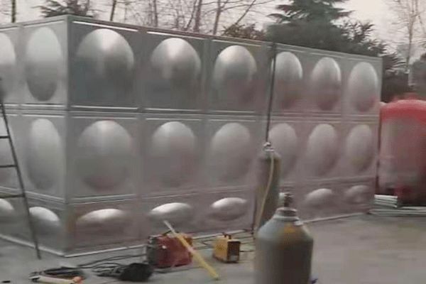 水箱001.png 水箱001.png